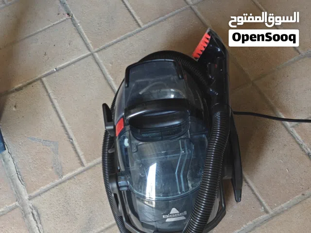 Heavy-duty carpet cleaning machine