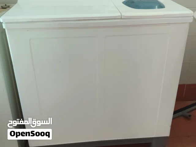 غساله ماركه هيتاشي 7 كيلو بحاله ممتازه إستعمال خفيف جدا كل شيء يعمل فيها