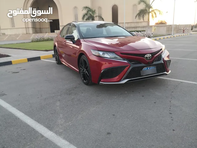 للبيع بحادث بسيط جدا (مجرد خدوش) كامري XSE موديل 2023