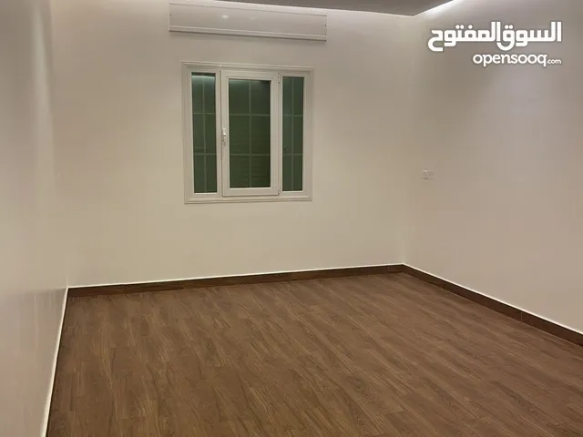 0m2 3 Bedrooms Apartments for Rent in Farwaniya South Abdullah Al Mubarak