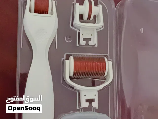 مكياجات ماركات ولاصقات تبيض اسنان وديرما رول لجسم والشعر و البشرة تيتانيوم جديدة