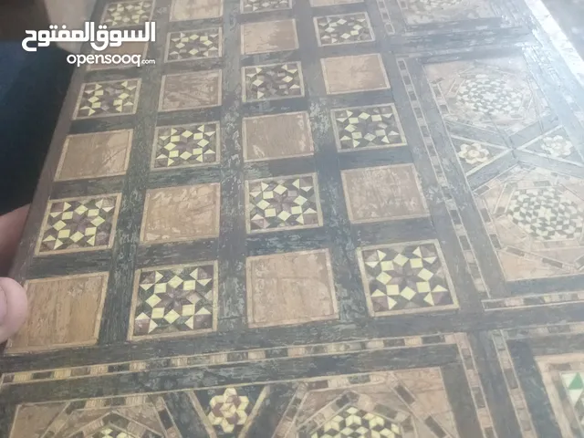 طاولة زهر تحفة للبيع مع شطرنج بنفس ا المستعجل
