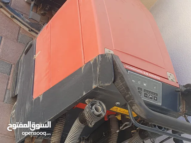 معدات تنظيف ماركات أصلية للبيع