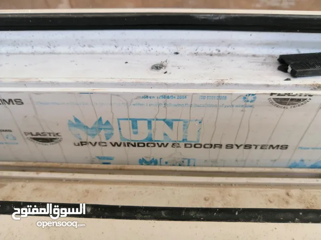 باب بلاستيك uPVC