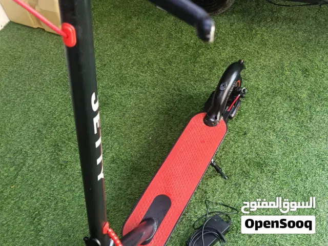سكوتر كهربائي