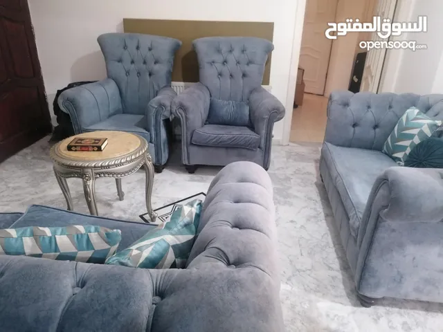 طقم كنب مستعل جيد جدا