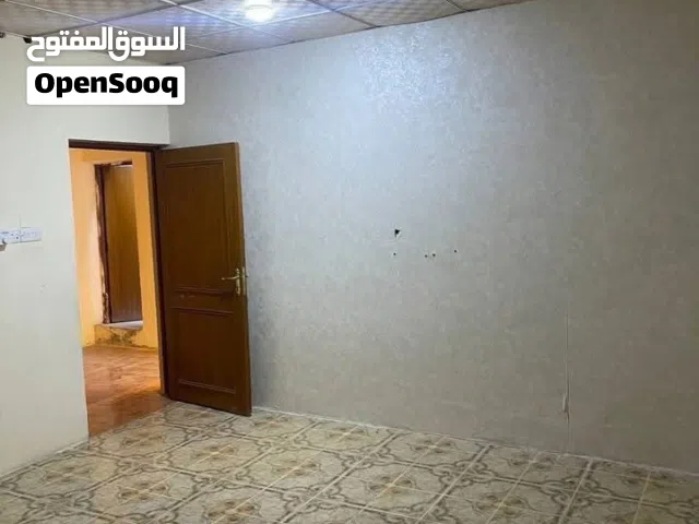 200 m2 More than 6 bedrooms Townhouse for Rent in Basra Kut Al Hijaj