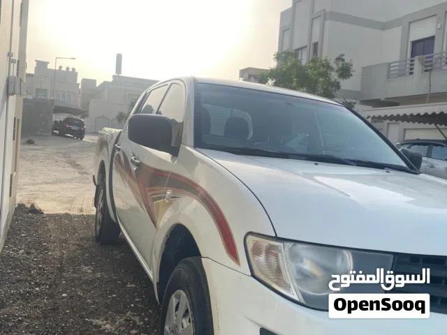 Used Mitsubishi L200 in Southern Governorate