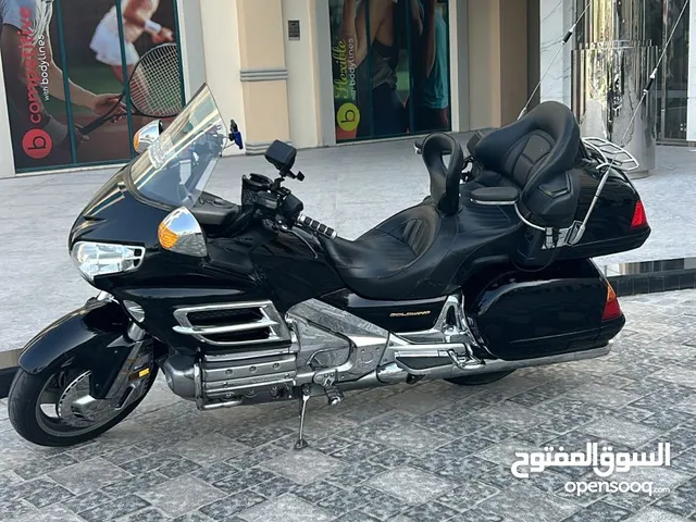Gold wing super clean with full accessories