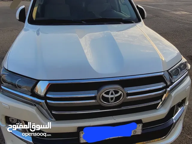 Used Toyota Land Cruiser in Jeddah