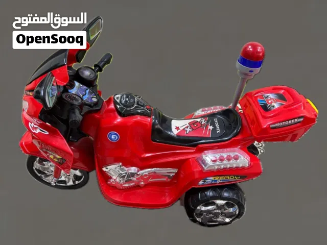 ماتور على الشحن للأطفال