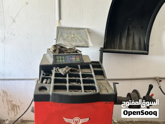 عدة قوميستي كاملة للبيع معاها مكينة الرصاص استعمال شهر ونص شبه جديده السعر ساوم ...