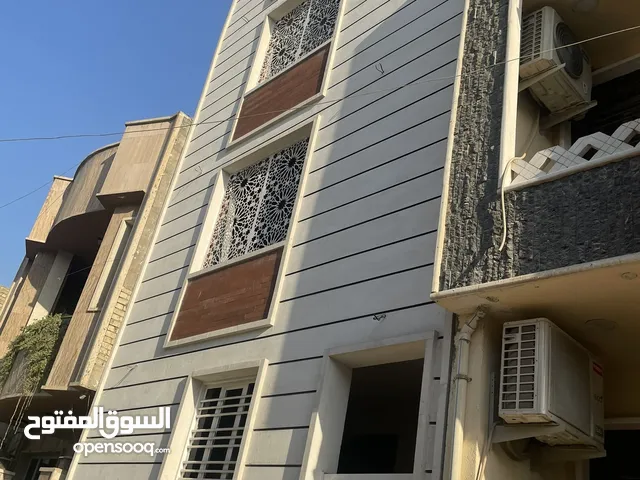 3 Floors Building for Sale in Baghdad Adamiyah