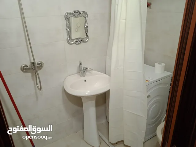 100m2 2 Bedrooms Apartments for Rent in Ramallah and Al-Bireh Al Masyoon