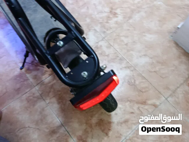 سكوتر كهربائي السرعه القصوى 99 السعر اخر 40 يمشيك 40 كيلو