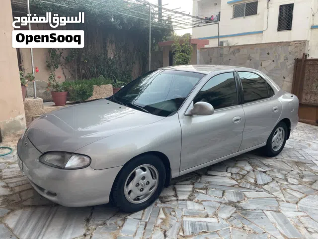 1996 هيونداي افانتي SE