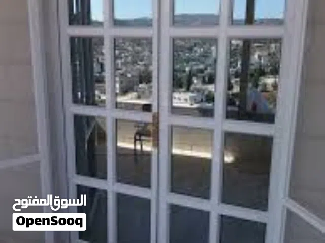 فني صيانة المنيوم بي في سي مطابخ