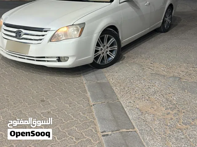 تيوتا افالون 2006