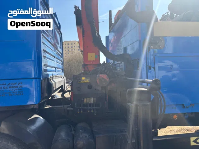 رافعة من نوع Palfinger الماني hiab