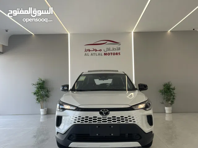 تويوتا كورولا كروس زيرو كيلو متر 2000 سي سي باترول