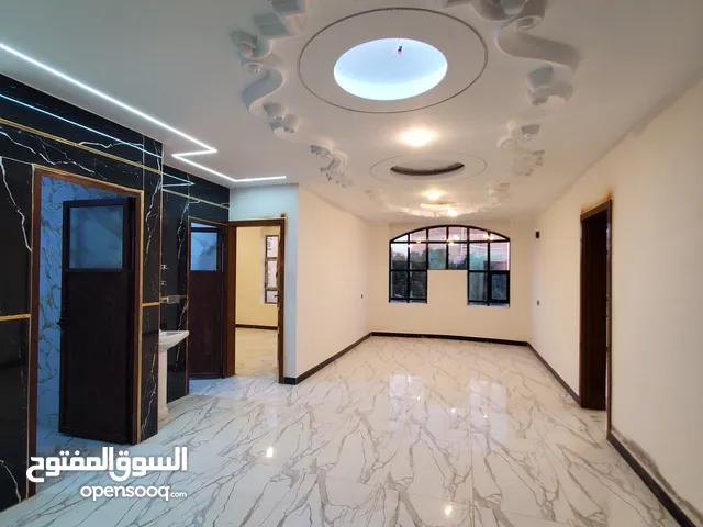 250 m2 4 Bedrooms Apartments for Rent in Sana'a Asbahi