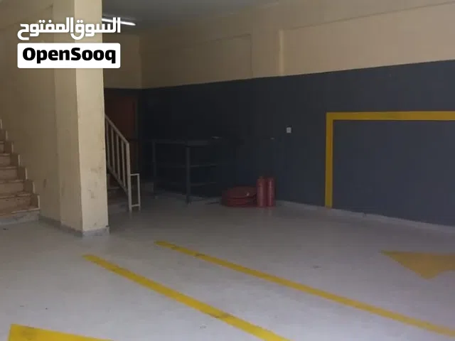 للايجار او البيع حرفية العقبة بناية كاملة مخزنين وطابق مكاتب مع تسوية