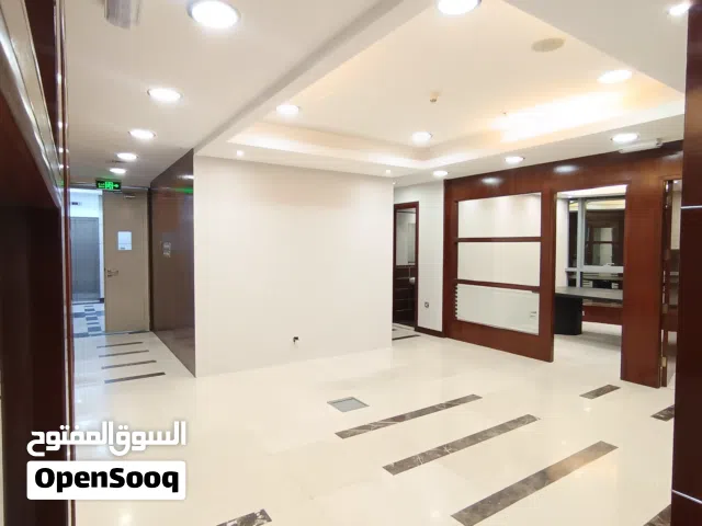 دور كامل بمنطقة شرق برج تجاري