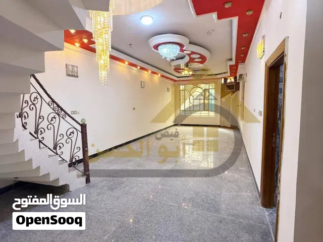 دار للبيع المساحة 168 والواجهة 8 في حي المهندسين