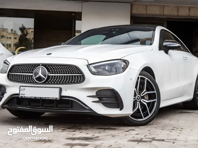 Mercedes E200 Coupe 2021 Amg kit Night Package مميزة جدا