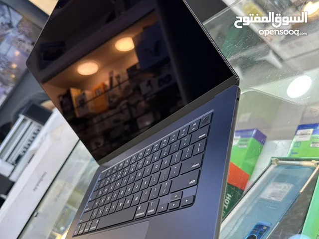 MacBook Air 15 inch 8-512 new