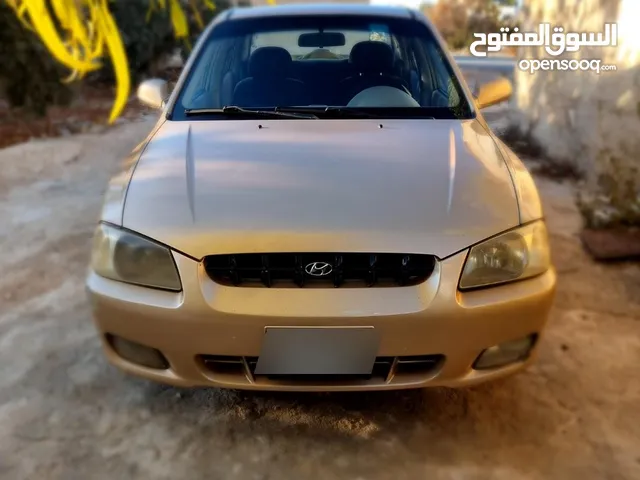 هيونداي فيرنا موديل 2000 للبيع