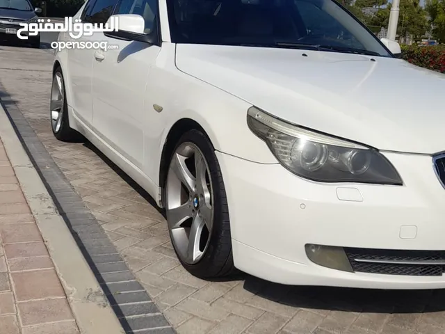 BMW 523I FULL OPTIONS IN EXCELLENT CONDITION