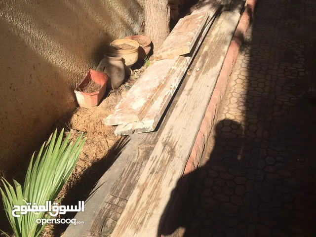 طاولونات مستعملات مختلفة الاحجام للبيع رقم الهاتف