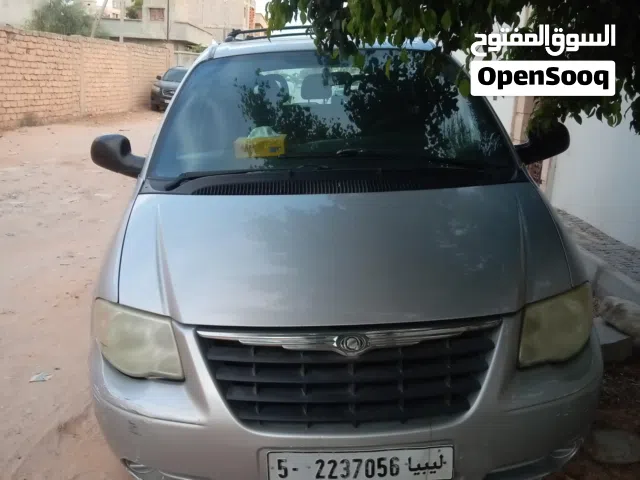 2006 كرايسلر فوياجر LXi