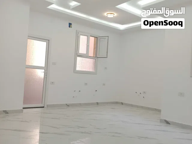 شقة للبيع فالخلاطات الدور التاني من المالك وقريبة من كل الخدمات والمؤسسات بسند ملكية شهادة عقارية