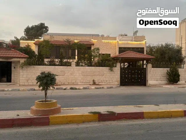 600 m2 More than 6 bedrooms Townhouse for Sale in Ramtha Al Torra