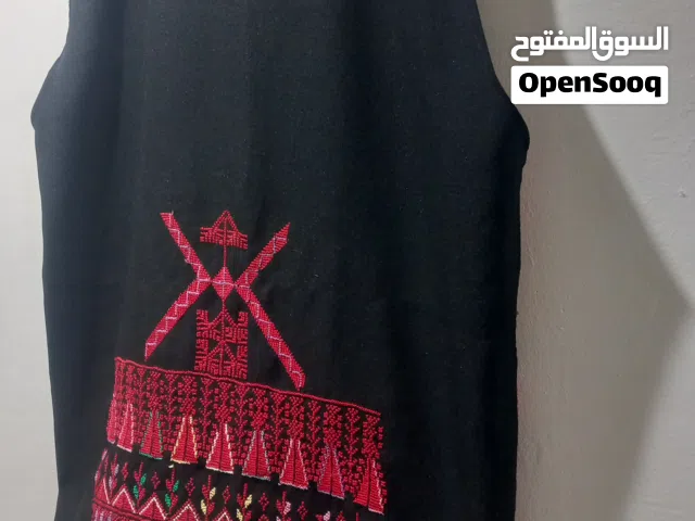 دراعه عباره عن لحفحه مع سديره فقط ....تفصال من الاردن