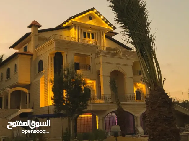 فيلا للبيع في الخليل بين ابودعجان وتفوح راس جبل
