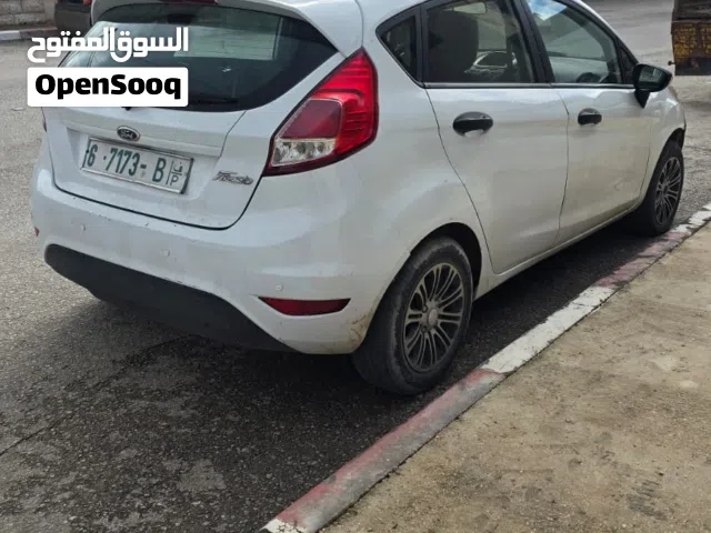 2014 Ford Fiesta Standard