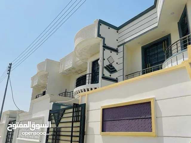 صباغ متفرغ للعمل بكادر عمل فني احترافي في مجال الصبغ والديكور معجون جبس بورد تنظيف بيبان شبابيك