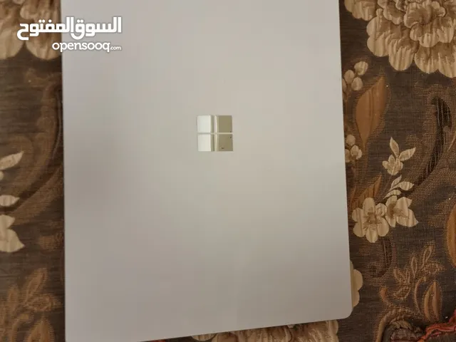 قابل للتفاوض لابتوب ميكروسوفت سيرفيس بحالة الوكالةcore i5 الجيل العاشر