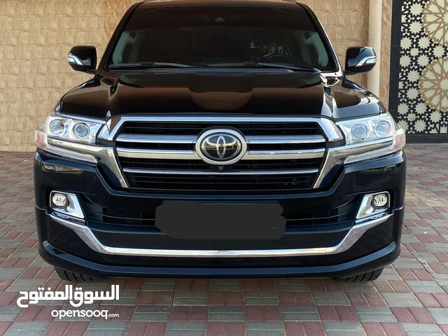 Toyota Land Cruiser 2019 in Al Ain