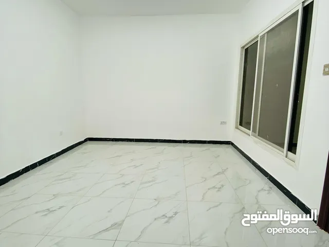 استديو مدخل خالص
