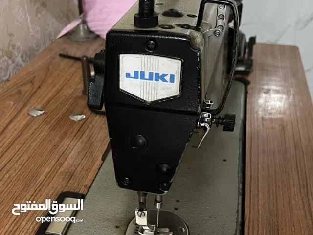 مكينة خياطه حجمها كبير قابل للتفاوض