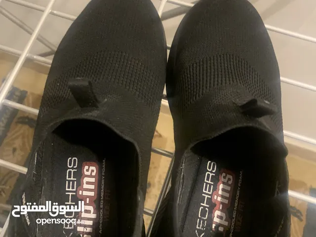 42.5 Casual Shoes in Hawally