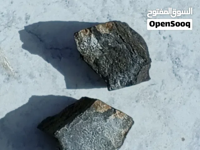 نيازك للبيع في العيون الصحراء