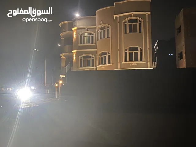 فلة للإيجار – عدن / خور مكسر