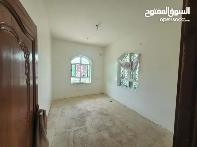 120 m2 3 Bedrooms Apartments for Rent in Sana'a Amran Roundabout