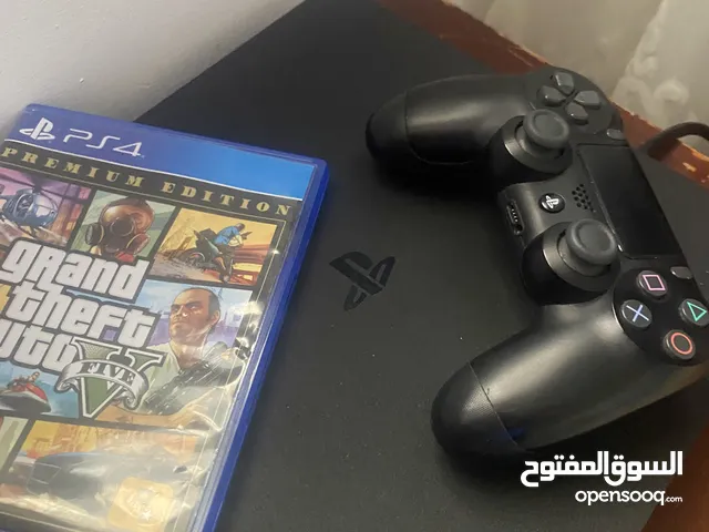 بلاستيشن 4 سلم مستعمل شهرين فقط