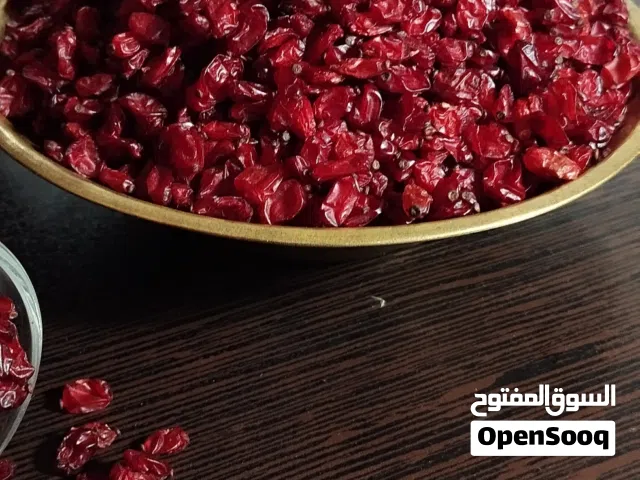 زرشك إيراني أصلي فاخر بلون أحمر طبيعي وطعم واضح يضيف فرق حقيقي للأكل – جودة تعتمد عليها من أول استخد